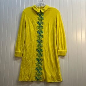 VTG Cracker Barrel Yellow Embroidered Shift Dress Mod 60s 70s Petite 9 Jan Brady